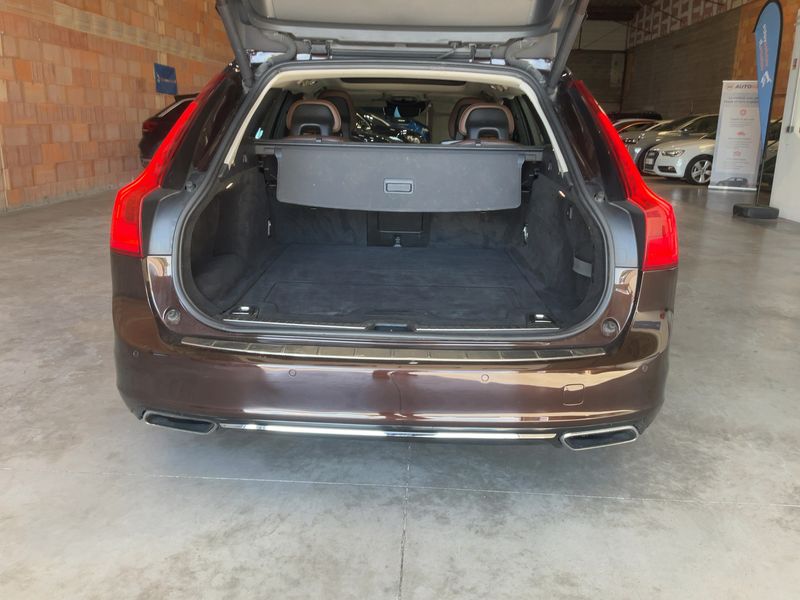 Volvo V90 2.0 T8 Plug-in Hybrid Inscription Luxe AWD 2018 – снимка 15
