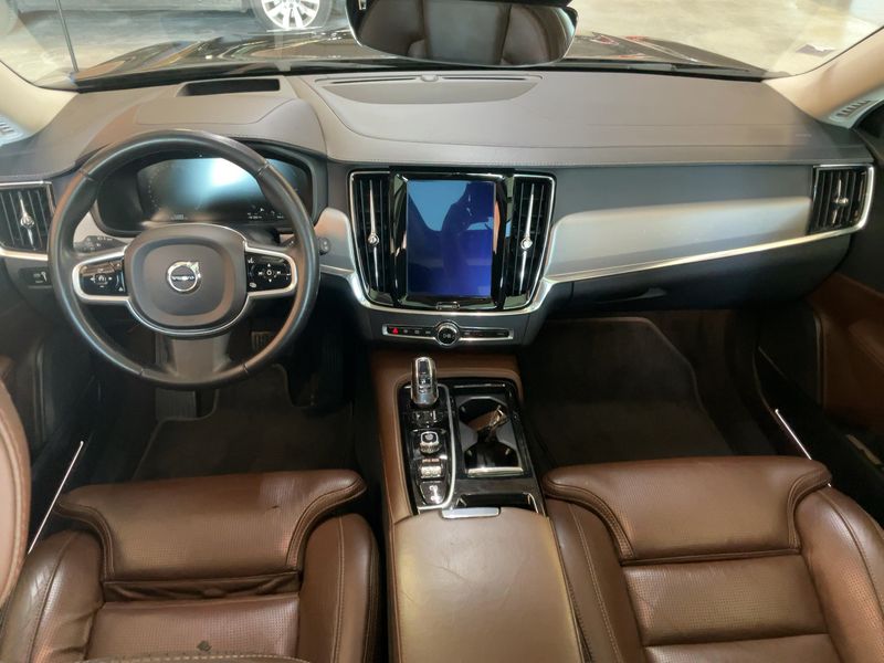 Volvo V90 2.0 T8 Plug-in Hybrid Inscription Luxe AWD 2018 – снимка 17