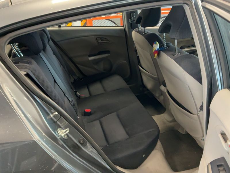 Honda Insight 1.3 Hybrid Executive 2009 – снимка 19