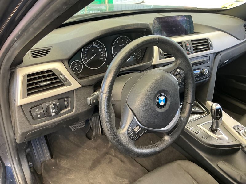 BMW 3er 318d 2015 – снимка 32