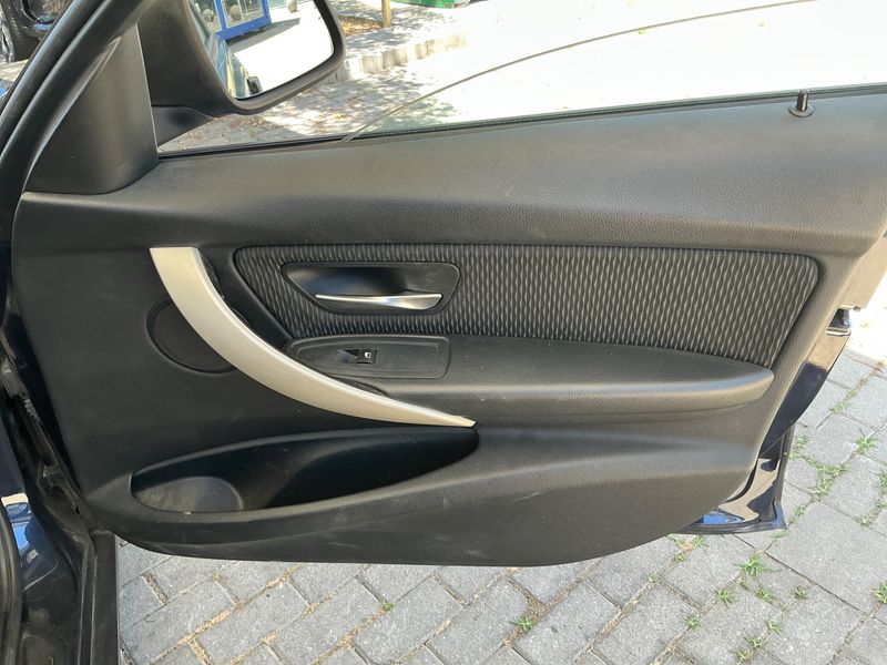 BMW 3er 318d 2015 – снимка 34