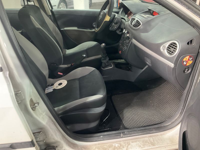 Renault Clio 1.5 dCi Business 2011 – снимка 3