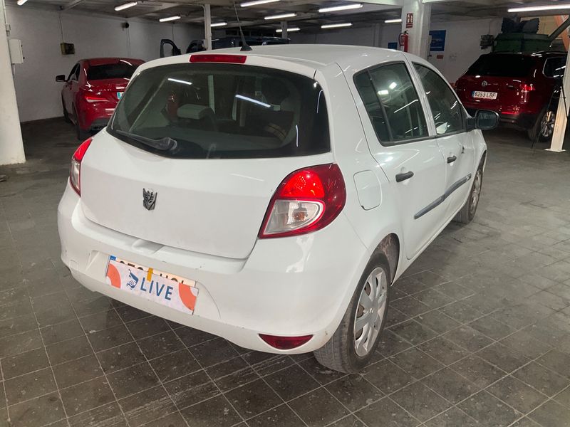 Renault Clio 1.5 dCi Business 2011 – снимка 2
