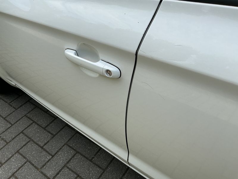 Hyundai i20 1.1 CRDi Style 2015 – снимка 28