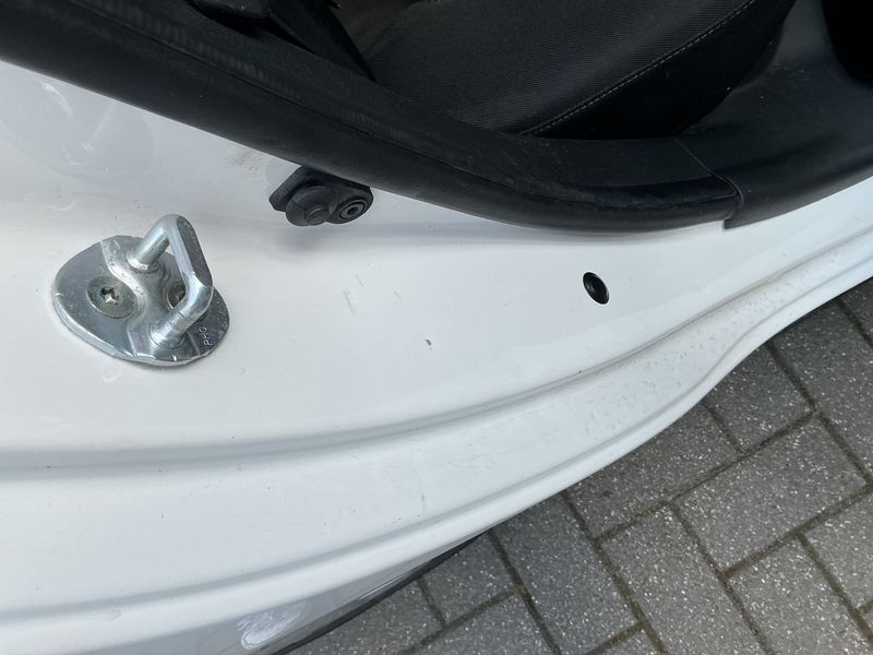 Hyundai i20 1.1 CRDi Style 2015 – снимка 25