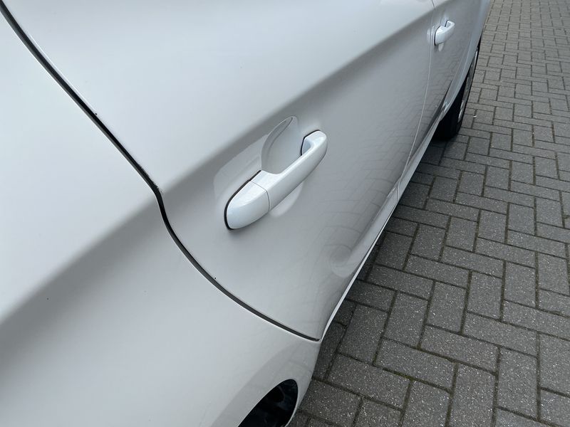 Hyundai i20 1.1 CRDi Style 2015 – снимка 24