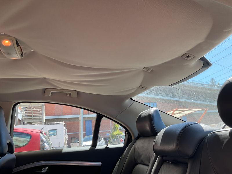 Volvo S80 2.4 D5 Momentum 2008 – снимка на щета
