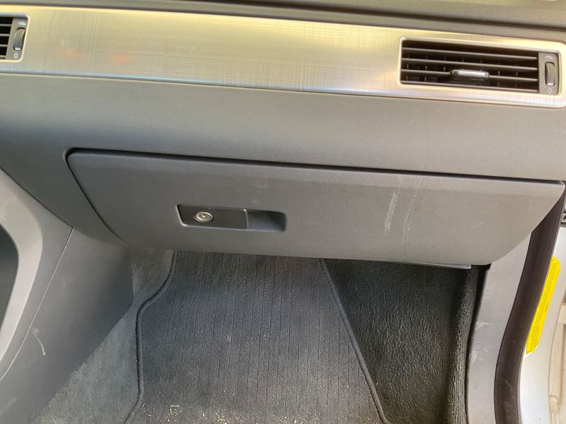 Volvo S80 2.4 D5 Momentum 2008 – снимка на щета