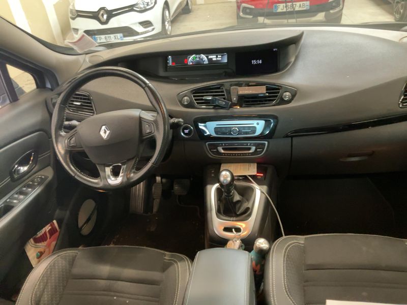 Renault Grand Scenic 1.6 dCi Energy Bose 2016 – снимка 17