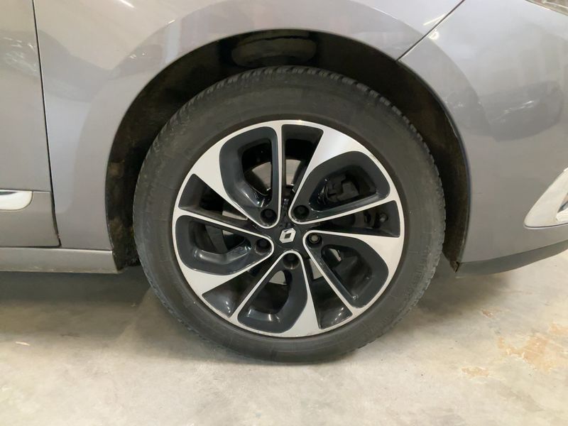 Renault Grand Scenic 1.6 dCi Energy Bose 2016 – снимка 11