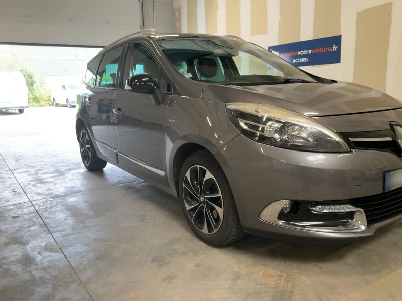 Renault Grand Scenic 1.6 dCi Energy Bose 2016 – снимка 12