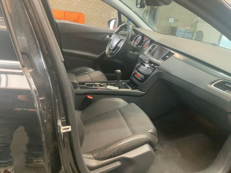 Peugeot 508 1.6 THP Allure 2011 – снимка 16