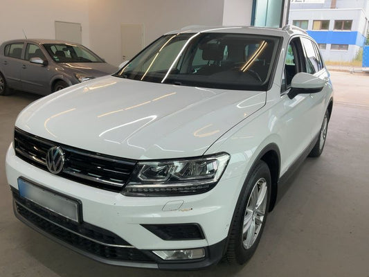 Volkswagen Tiguan 2.0 TDI Highline 4Motion BlueMotion Tech 2017 – снимка 1