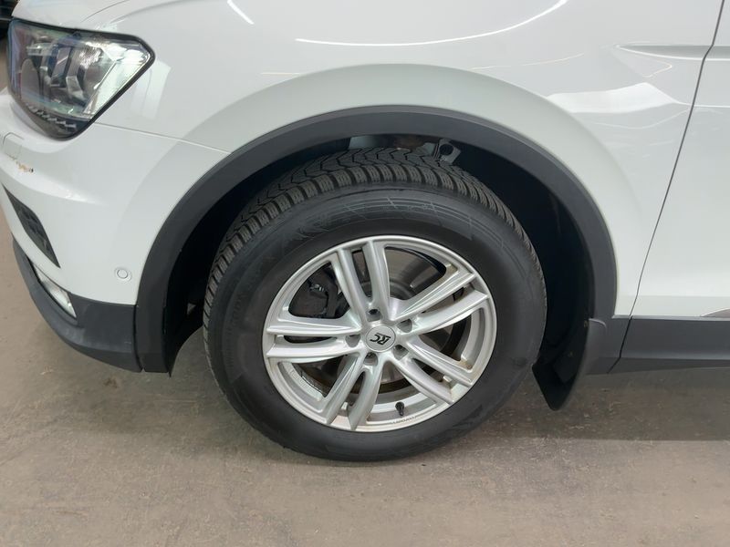 Volkswagen Tiguan 2.0 TDI Highline 4Motion BlueMotion Tech 2017 – снимка 3