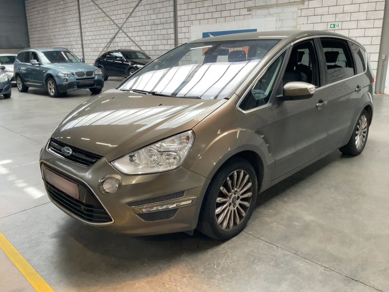 Ford S-Max 2.0 TDCi Titanium 2011 – снимка 2
