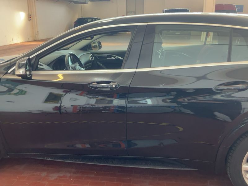 Infiniti Q30 1.5 Diesel 2018 – снимка 4