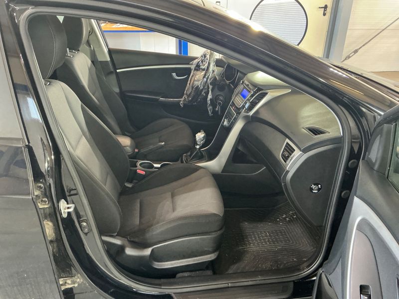 Hyundai i30 1.4 CRDi Europe plus 2013 – снимка 3
