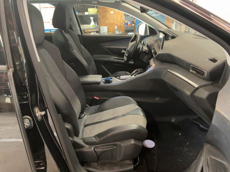Peugeot 3008 2.0 Blue-HDi Allure Business 2019 – снимка 16