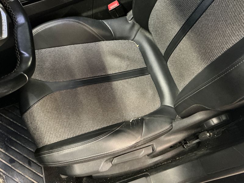 Peugeot 3008 2.0 Blue-HDi Allure Business 2019 – снимка 27