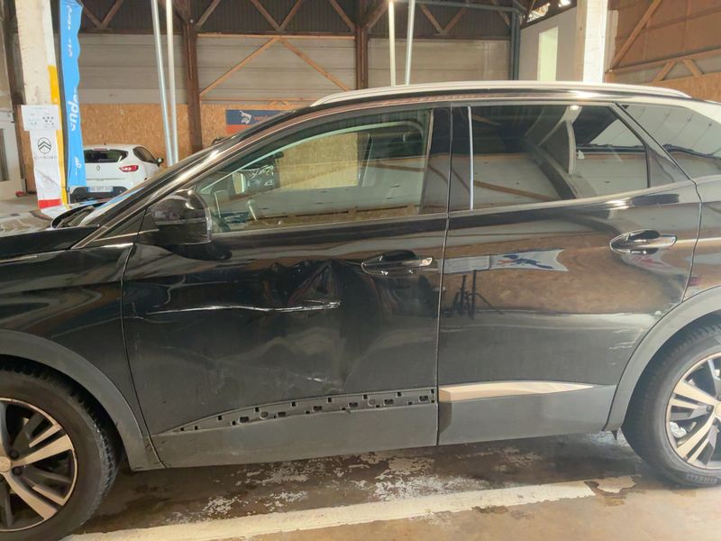 Peugeot 3008 2.0 Blue-HDi Allure Business 2019 – снимка 4