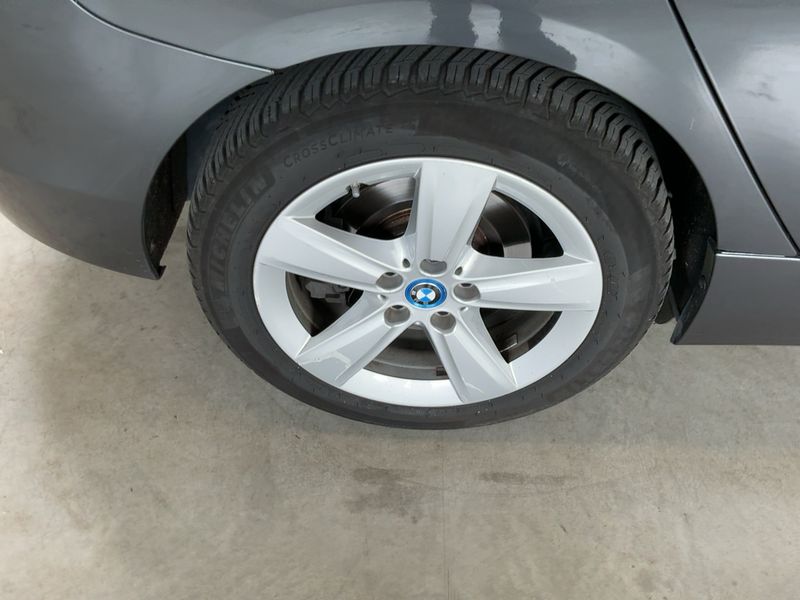 BMW 2er 225xe Active Tourer Advantage 2018 – снимка 9