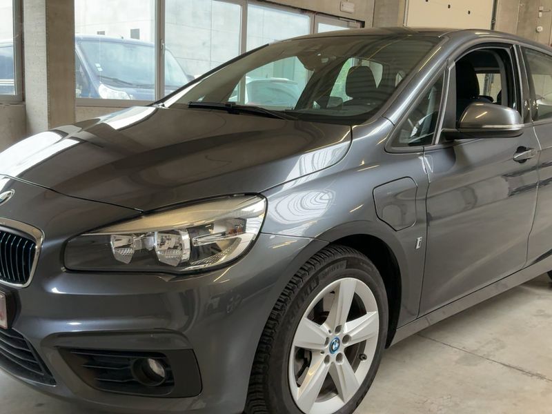 BMW 2er 225xe Active Tourer Advantage 2018 – снимка 2