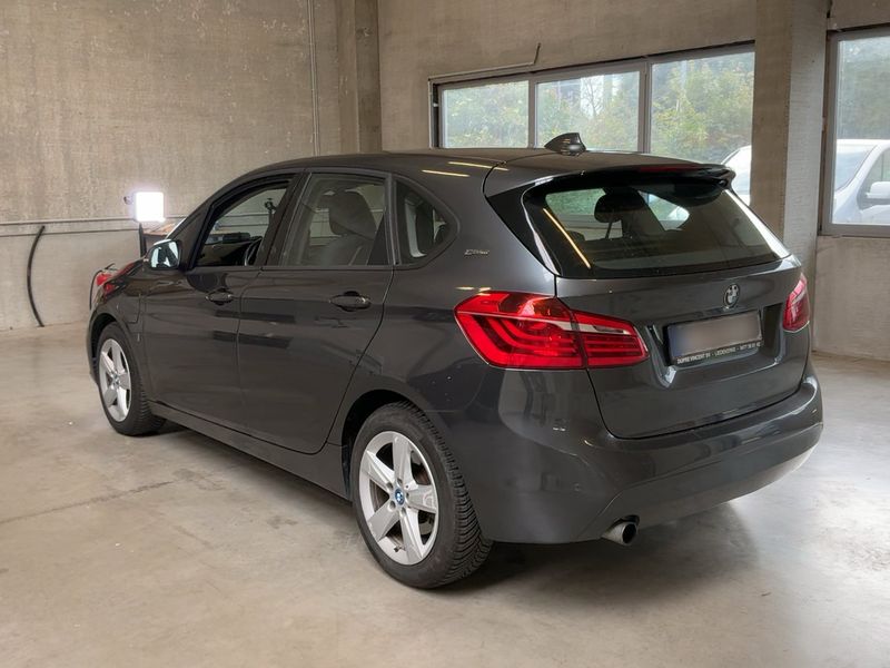 BMW 2er 225xe Active Tourer Advantage 2018 – снимка 6