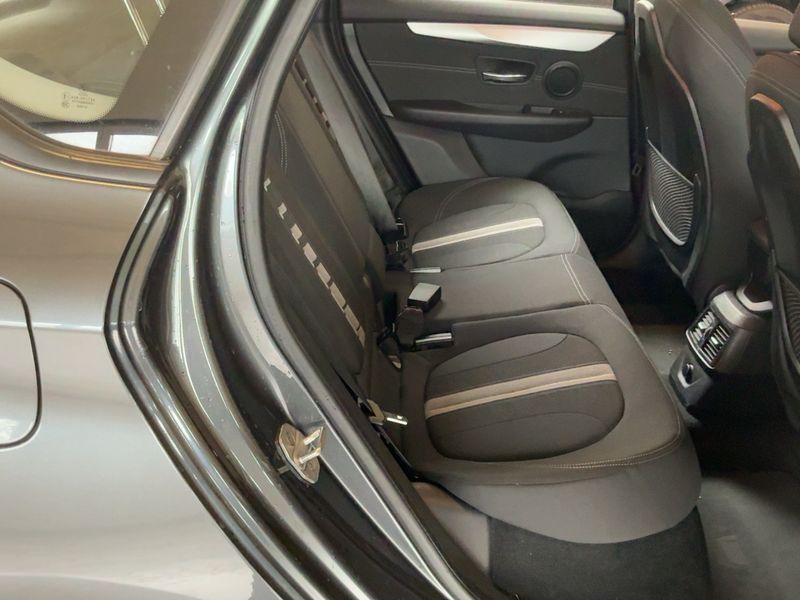 BMW 2er 225xe Active Tourer Advantage 2018 – снимка 19