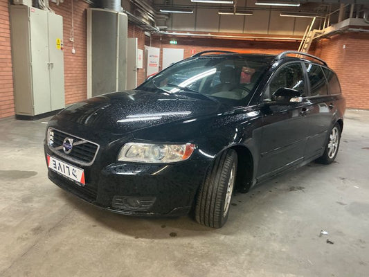 Volvo V50 2.0 D4 Momentum 2010 – снимка 1