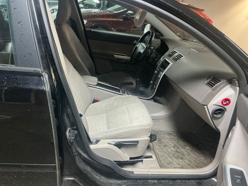 Volvo V50 2.0 D4 Momentum 2010 – снимка 3