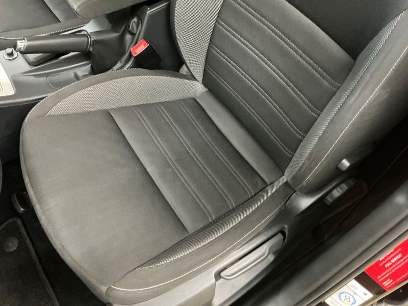 Skoda Octavia 2.0 TDI Ambition 2017 – снимка 28