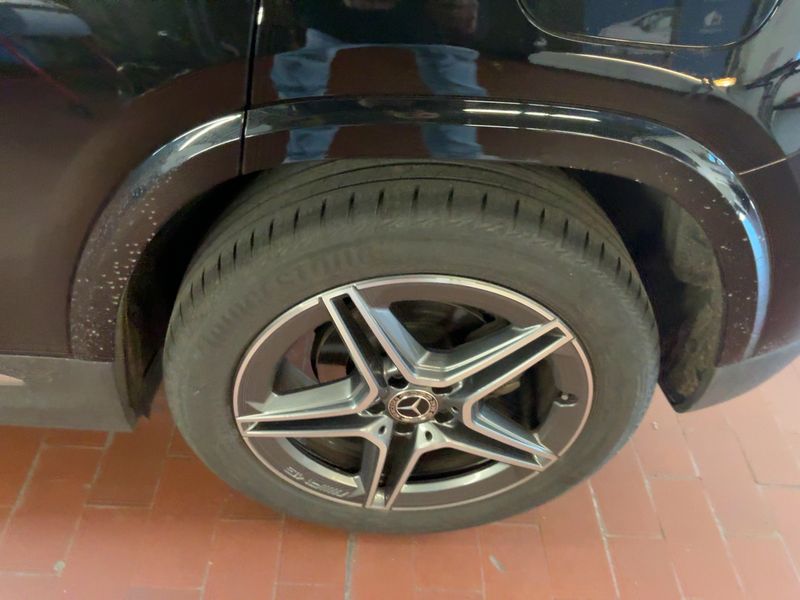 Mercedes-Benz GLA-Klasse GLA 200 d AMG Line 2023 – снимка 5