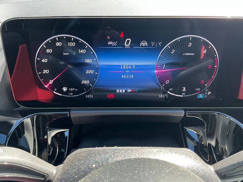 Mercedes-Benz GLA-Klasse GLA 200 d AMG Line 2023 – снимка 18