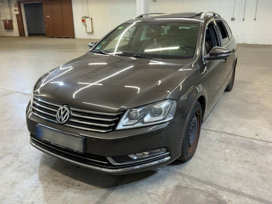 Volkswagen Passat 2.0 TDI Exclusive BlueMotion Tech 2012 – снимка 1