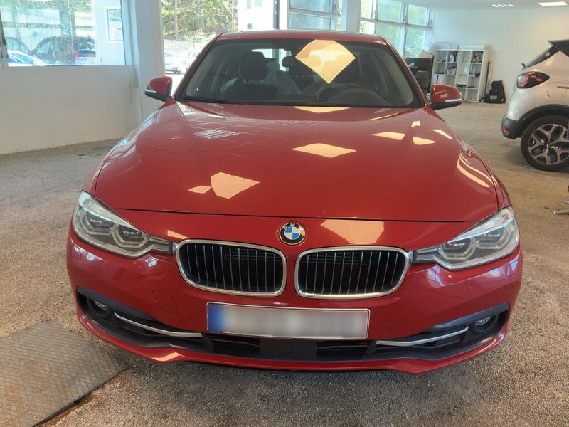 BMW 3er 330e Sport Line 2017 – снимка 14