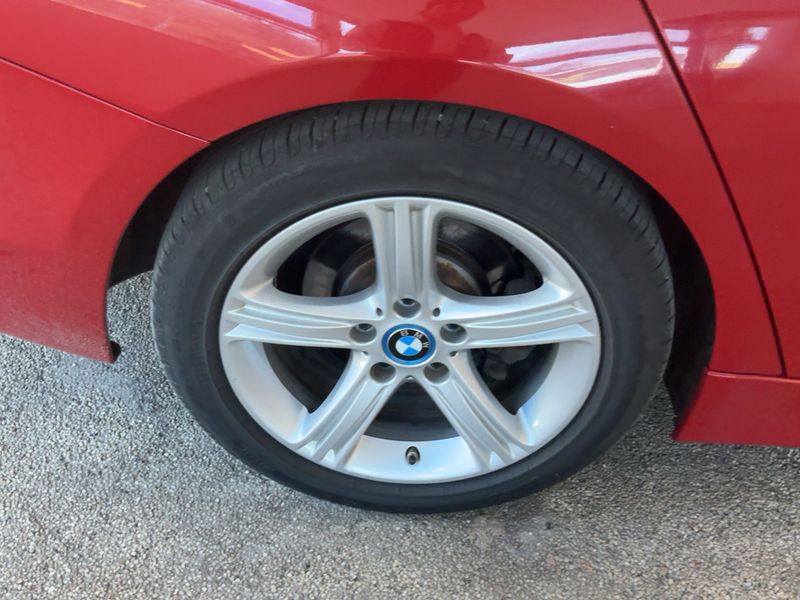 BMW 3er 330e Sport Line 2017 – снимка 9