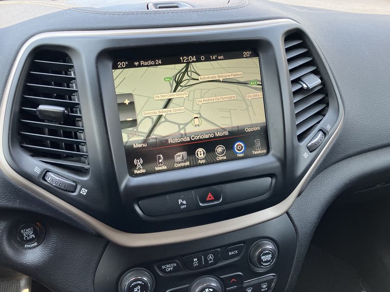 Jeep Cherokee 2.2 M-Jet Limited 4WD 2015 – снимка 13