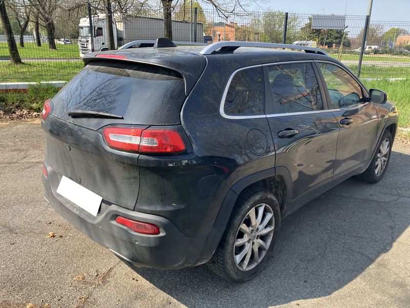 Jeep Cherokee 2.2 M-Jet Limited 4WD 2015 – снимка 5