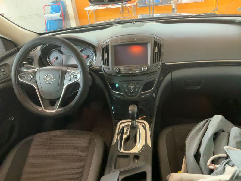 Opel Insignia Sports Tourer 2.0 CDTI Innovation 2016 – снимка 18