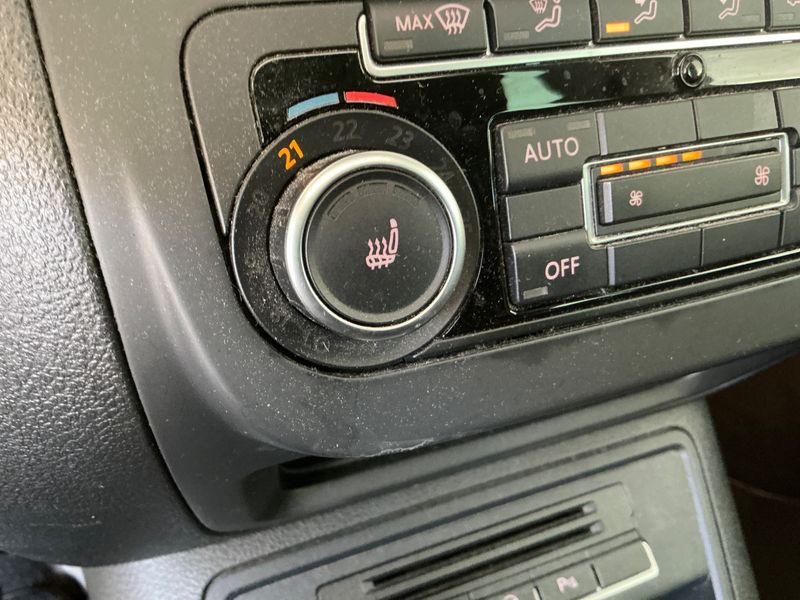 Volkswagen Tiguan 2.0 TDI Karat 4Motion BlueMotion Tech 2012 – снимка 35