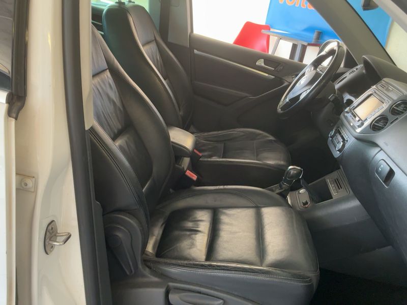 Volkswagen Tiguan 2.0 TDI Karat 4Motion BlueMotion Tech 2012 – снимка 16