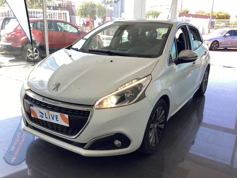 Peugeot 208 1.2 e-VTi Allure 2015 – снимка 1