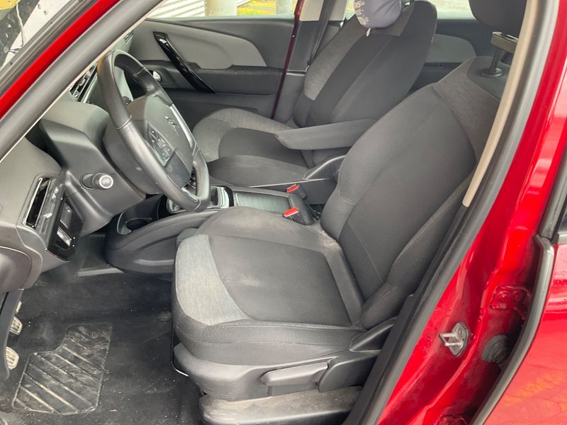 Citroen C4 Grand Spacetourer 1.5 Blue-HDi Feel 2019 – снимка 29