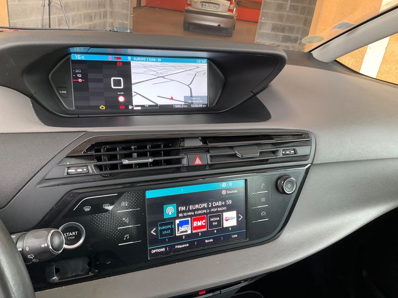 Citroen C4 Grand Spacetourer 1.5 Blue-HDi Feel 2019 – снимка 26