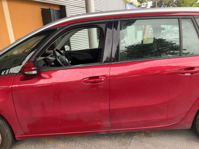 Citroen C4 Grand Spacetourer 1.5 Blue-HDi Feel 2019 – снимка 4