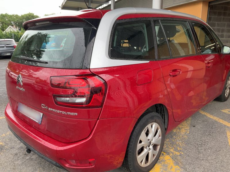 Citroen C4 Grand Spacetourer 1.5 Blue-HDi Feel 2019 – снимка 8
