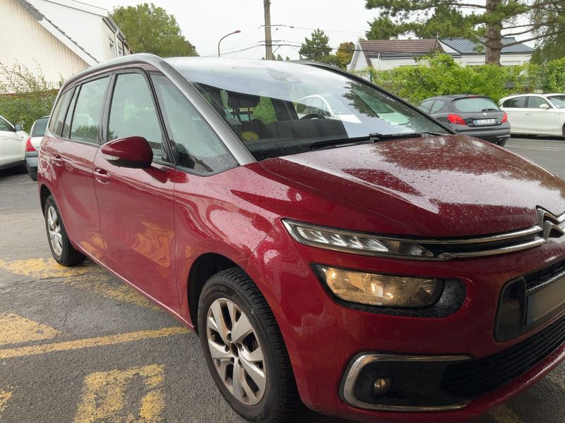 Citroen C4 Grand Spacetourer 1.5 Blue-HDi Feel 2019 – снимка 12