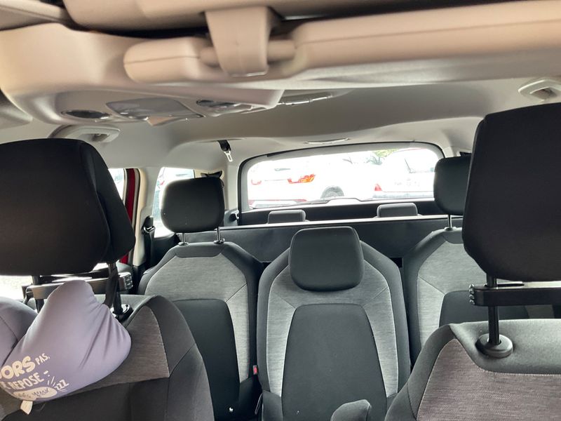 Citroen C4 Grand Spacetourer 1.5 Blue-HDi Feel 2019 – снимка 24