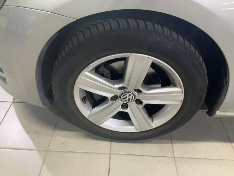 Volkswagen Golf VII 1.2 TSI Comfortline BlueMotion Tech 2013 – снимка 3