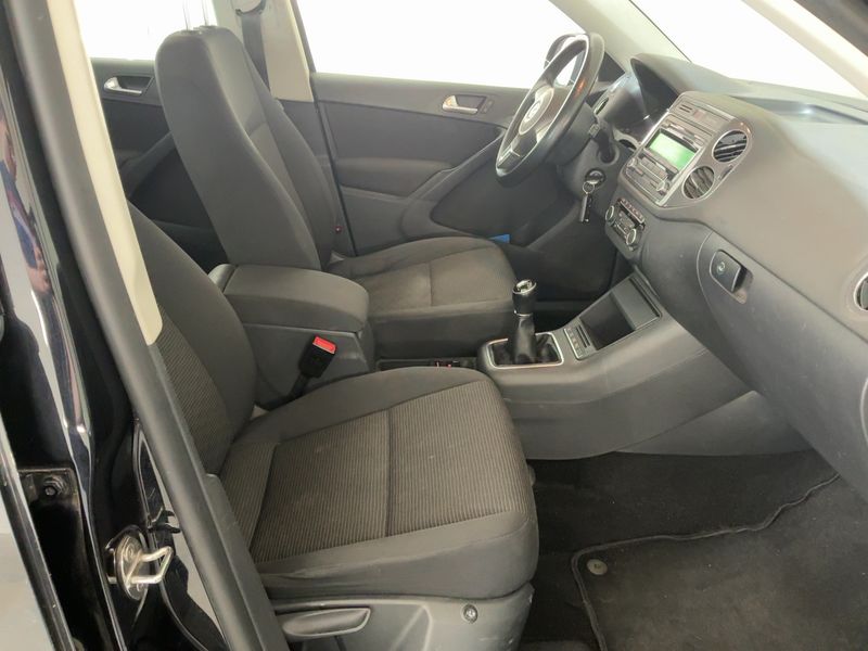 Volkswagen Tiguan 2.0 TDI Trend & Fun BlueMotion Tech 2013 – снимка 17
